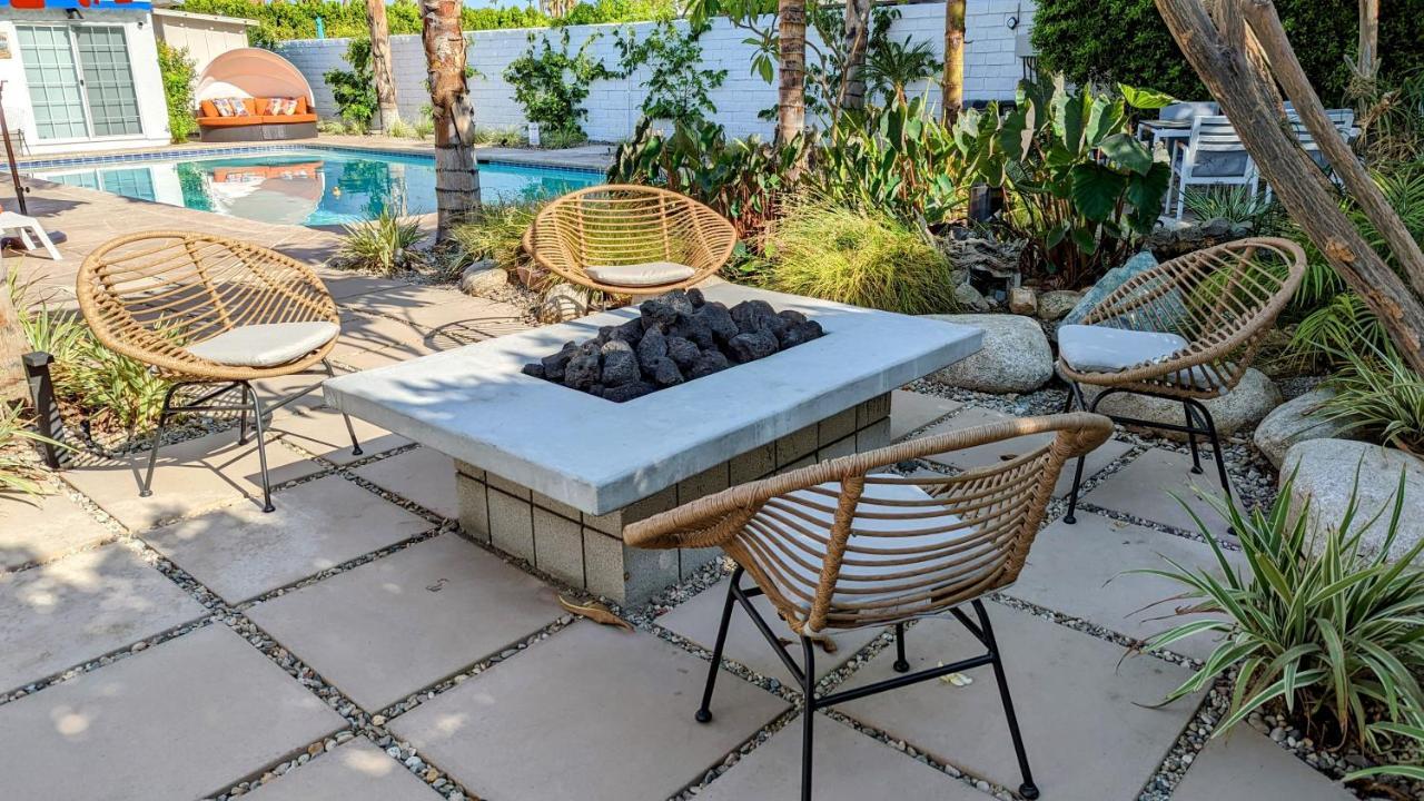 Tropicale Palms - Luxe 3 Bedroom With King Beds And 3 Baths 팜 스프링스 외부 사진